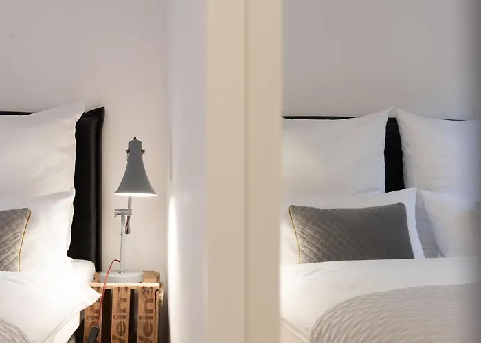 Der Gaensbuehl Auf Der Stadtmauer 3*